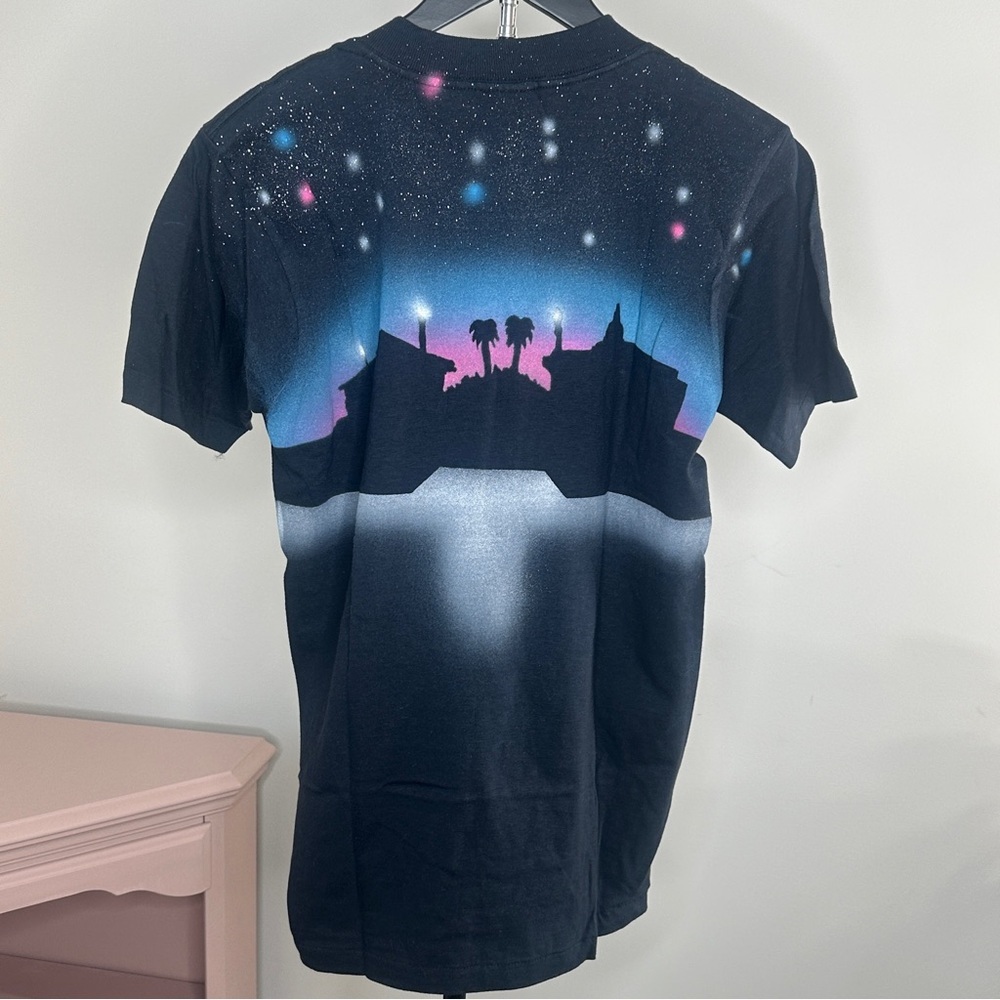 Disney MGM Studios Black Cotton Graphic Tee  Pink & Blue Airbrush Artwork MEDIUM - Picture 5 of 5